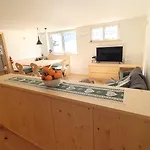 Yeti Apartment