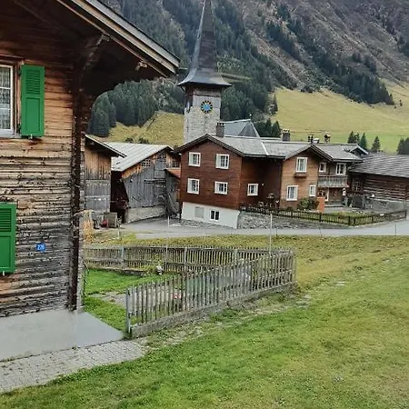 Yeti Apartment
