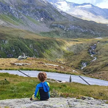 Yeti Apartmán Sedrun