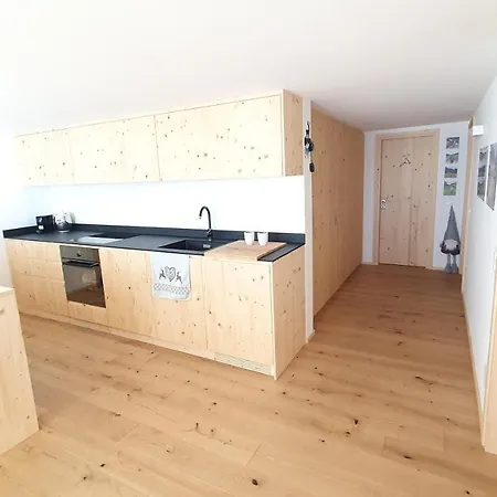 Yeti Apartman