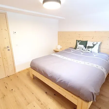 Yeti Apartman Sedrun