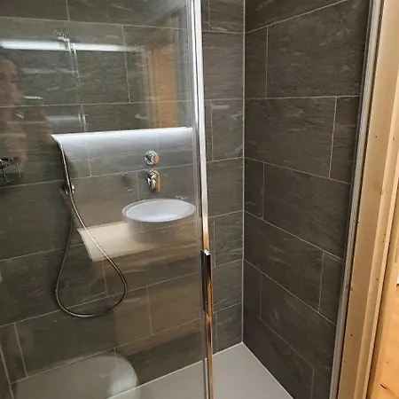 Yeti Apartman Sedrun