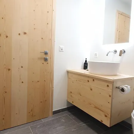 Yeti Apartment *